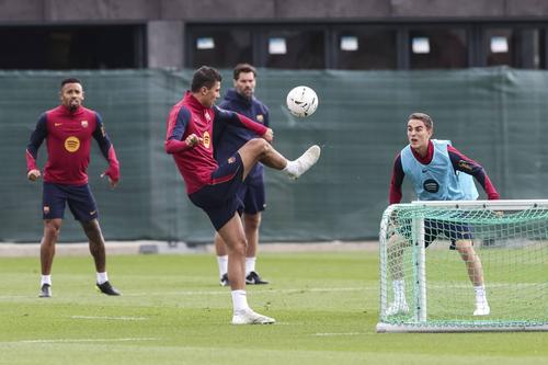 Rodri și Gavi, la ultimul antrenament al Barcelonei dinaintea El Clasico / Foto: Imago