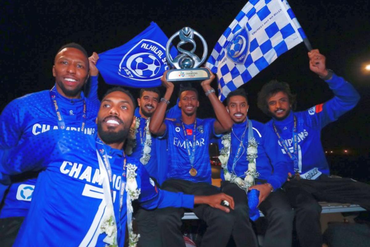 AL HILAL // VIDEO+FOTO Spectacol la Riad! Mii de fani au sărbătorit succesul echipei lui Răzvan Lucescu: „Vă iubesc!”