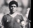 Diego Maradona, unul dintre cei mai mari fotbaliști din istoria fotbalului, s-a stins astăzi din viața, la 60 de ani.
