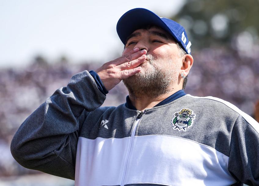 Diego Maradona a murit. Unul dintre cei mai mari fotbaliști din istorie s-a stins din viața astăzi, la 60 de ani.