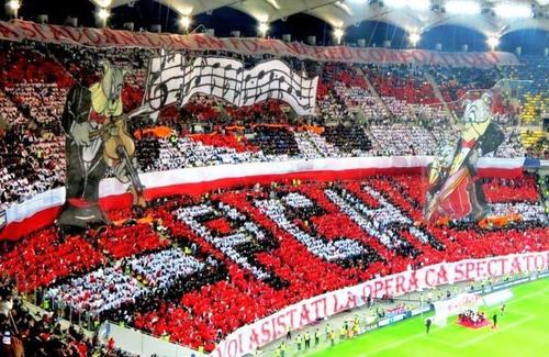 Șefii lui Dinamo nu au bani pentru a plăti datoriile și apelează la fani, care propun două soluții membrilor cotizanți în vederea unui eventual împrumut.
