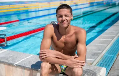 David Popovici e primul sportiv român premiat cu titlul „Cel mai bun tânăr sportiv european”