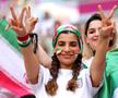 Suporterii Iranianului au oferit momente emoționante la startul meciului cu Țara Galilor de la Campionatul Mondial / Sursă foto: Guliver/Getty Images