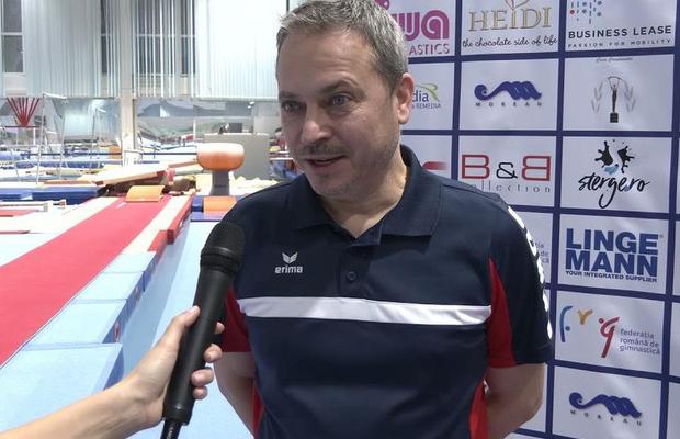 Antrenorul de la lotul național s-a autosuspendat, după ce a fost acuzat de o gimnastă de violență fizică și verbală: „Ne dădea câte o palmă peste cap sau cu șutul în fund și ne înjura”