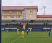 Progresul și Steaua și-au urcat jucătorii de rezervă în tribună, încălziți cu pături