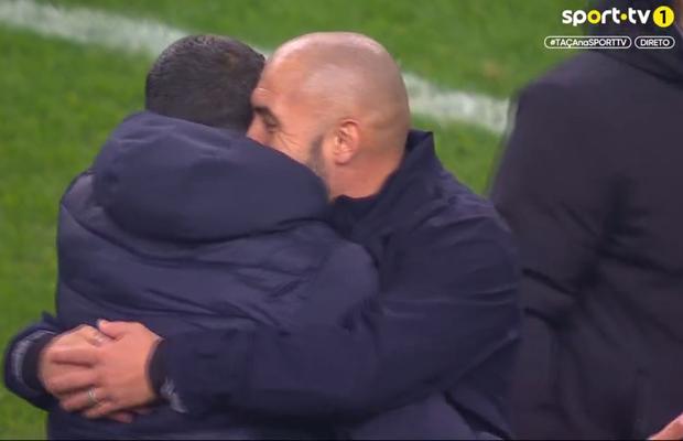 Îl recunoști? Simbolul lui CFR Cluj antrenează acum în Liga 3! A fost în cărți și la FCSB