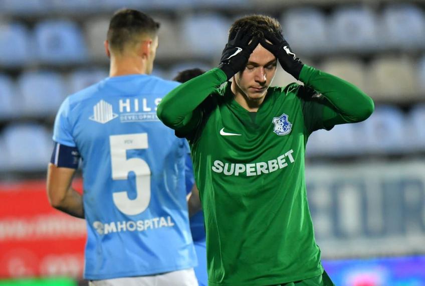 FC Voluntari a învins-o pe Farul, scor 4-2, în runda cu numărul 17 din Superligă. Fostul arbitru Ion Crăciunescu nu a avut milă de prestație campioanei României.
