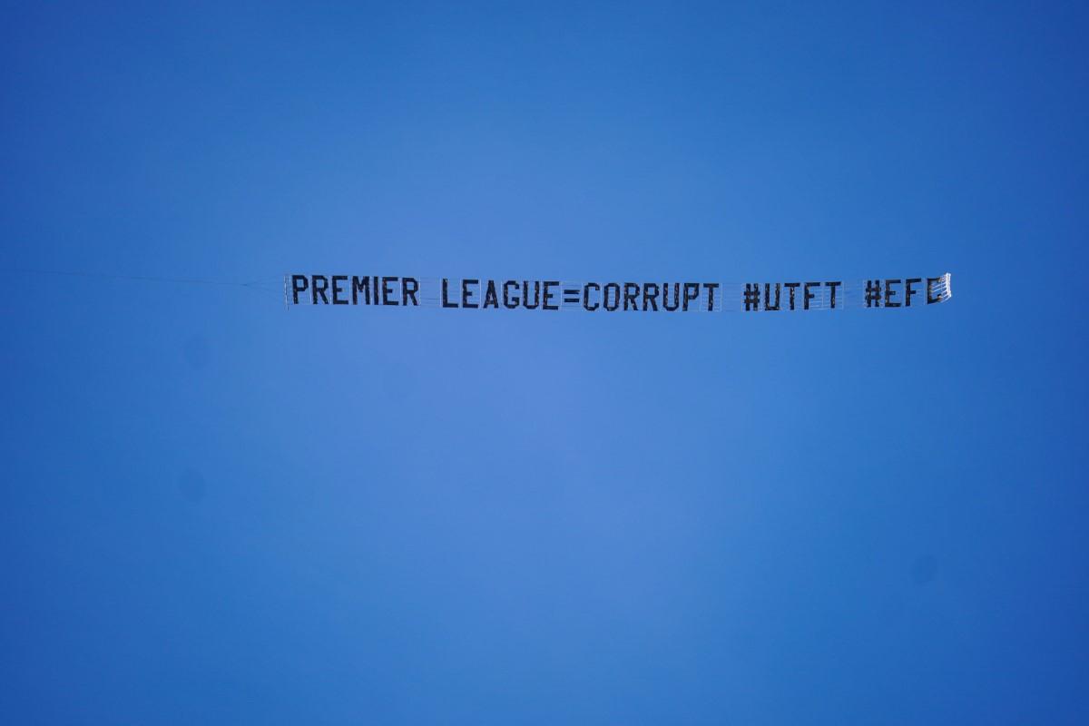 Fanii lui Everton, protest inedit în timpul derby-ului Manchester City - Liverpool