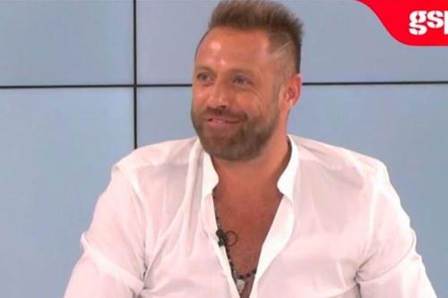 Cristi Pulhac (39 de ani), fostul fundaș de la Dinamo, este de părere că Ovidiu Burcă (43 de ani) trebuie să antreneze în continuare echipa din Ștefan cel Mare.