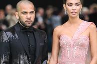 Soția lui Dani Alves a rupt tăcerea, după ce brazilianul a fost condamnat la închisoare: „Pentru ce toate astea?”