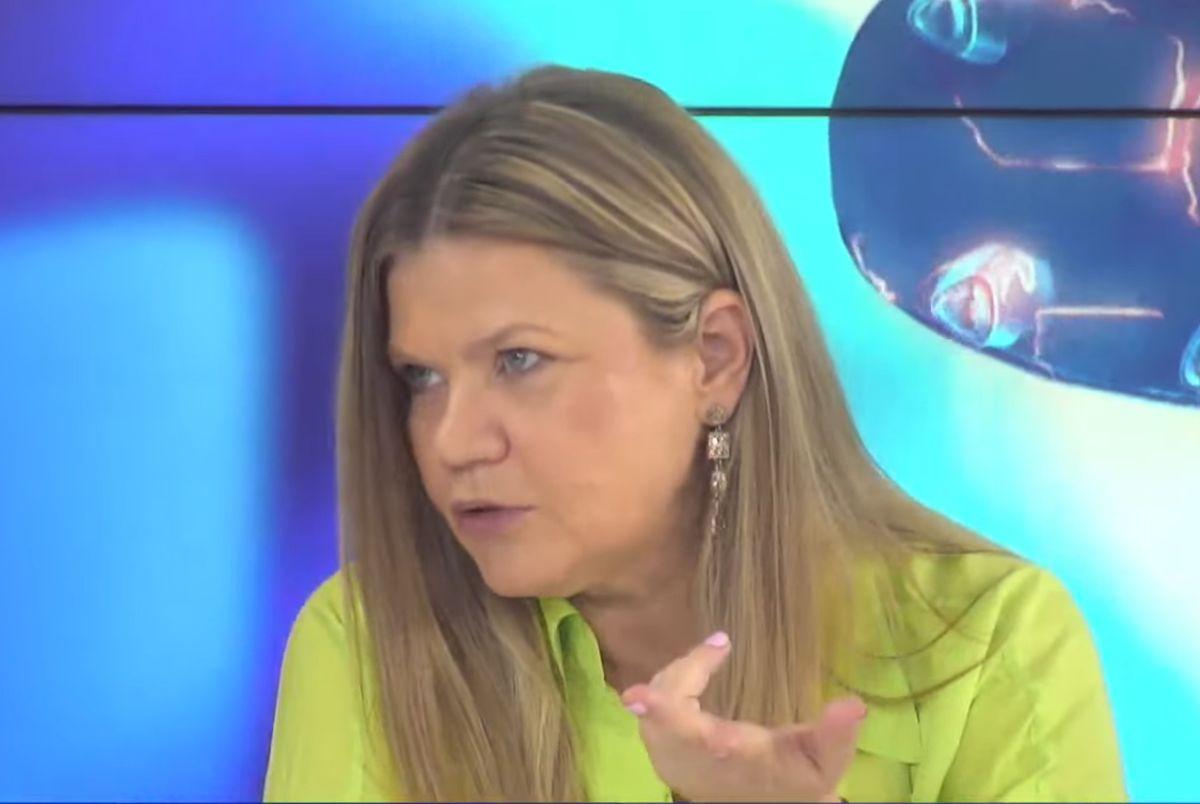 Ioana Cosma, două momente antologice la TV: „M-am dat jos de pe scaun live, MM era în studio...” + Personajul celebru care i-a provocat o criză de râs: „Îmi curgea rimelul!”