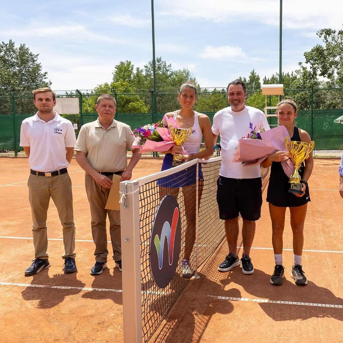 Cum arată „Tennis Club by the Lake”, clubul de tenis deținut de fiul lui Călin Georgescu