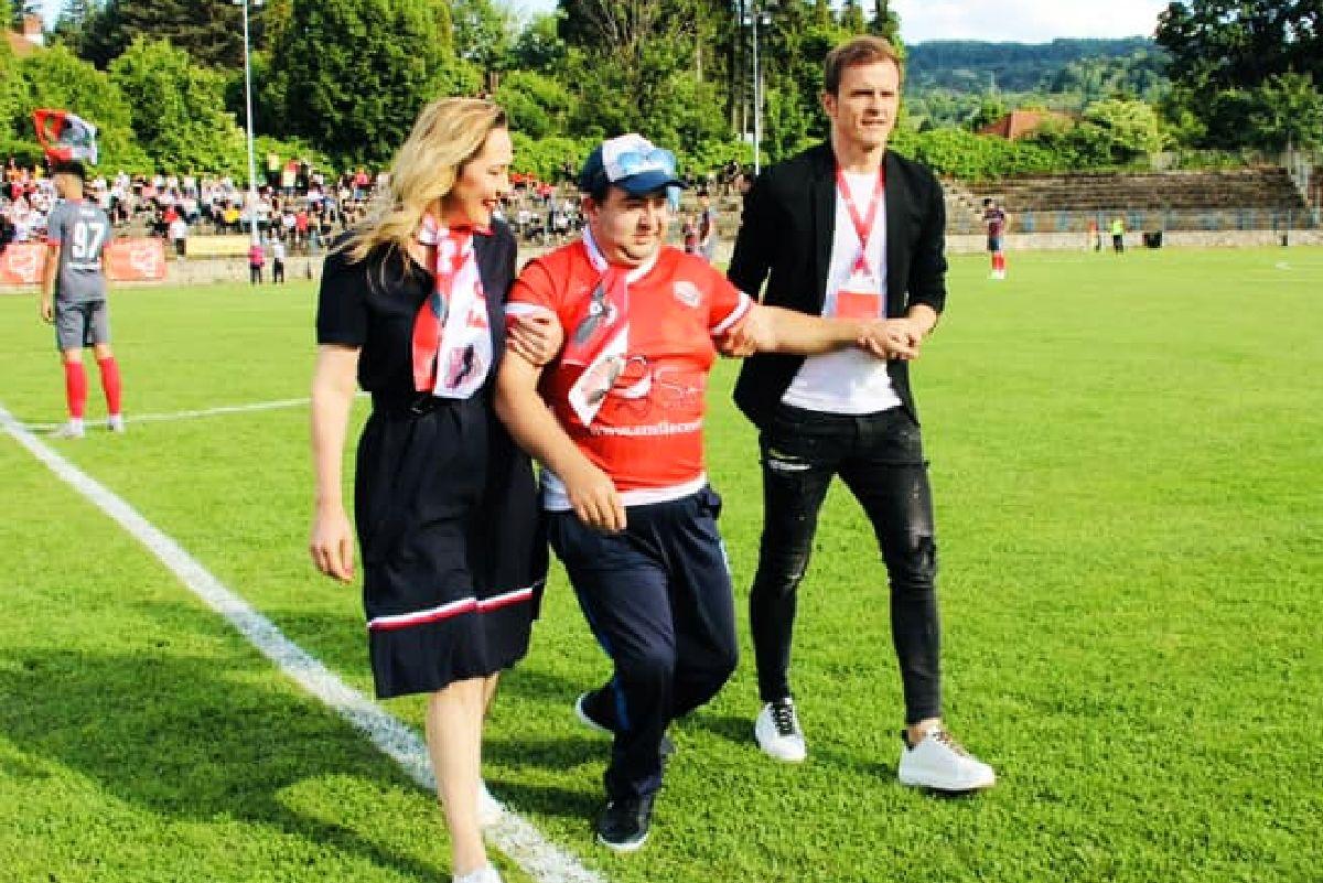 Imagini cu stadionul din Câmpulung (august 2024) » Arena încă nu poate găzdui meciuri din Liga 2, la nici două luni după băile de mulțime făcute de Elena Lasconi