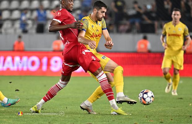 Petrolul, fără înfrângere pe teren propriu înaintea meciului cu Dinamo