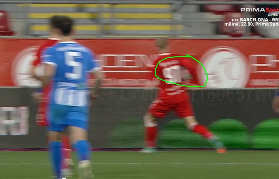 FOTO: Captură TV @Prima Sport 1 Cadou de la Mitriță! Universitatea Craiova revine nesperat cu UTA și reintră în calcule la vârf! Revenire cu ștaif la Arad