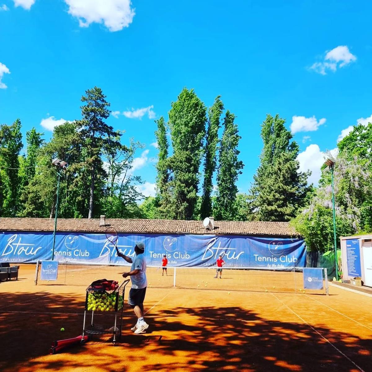 Cum arată clubul de tenis deținut de fiul lui Călin Georgescu » Baza din București, sponsorizată de mai multe companii de stat
