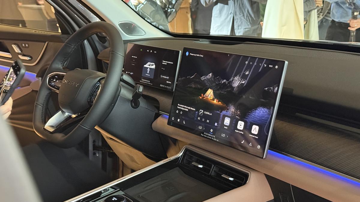 Mașina care vrea să schimbe regulile jocului în România: SUV hibrid premium sub prețul unui BMW X3 second-hand