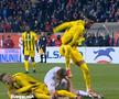 Intrare Kennedy Boateng - Kovtalyuk în Botoșani - Dinamo