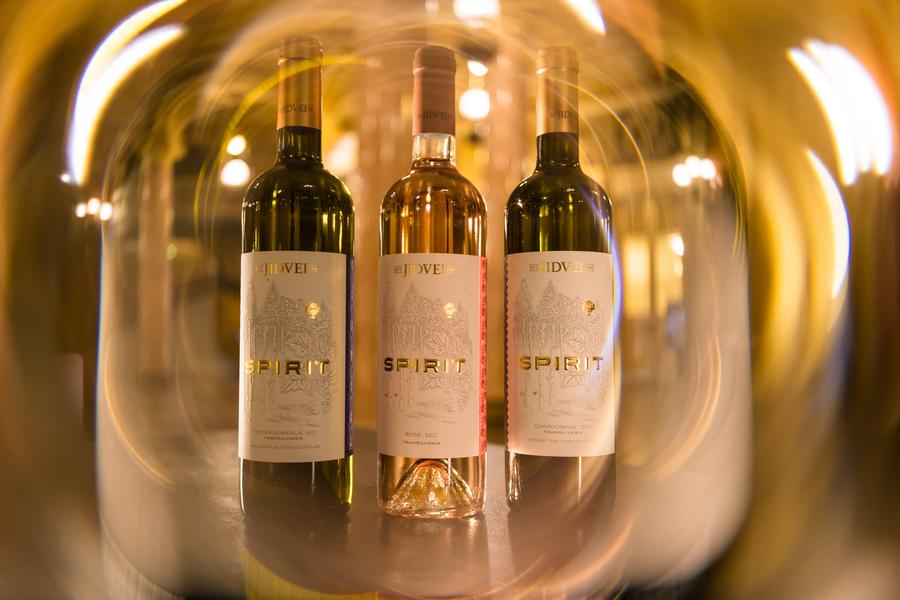 Francezii dedică un festival culturii române. Jidvei aduce un omagiu spiritului românesc prin lansarea colecției “Spirit”, în premieră la Paris.
