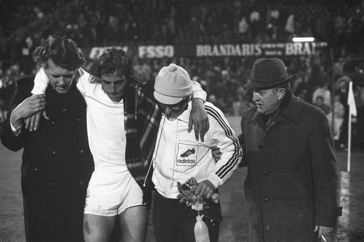 RETRO GSP 48 de ani de la publicarea unui interviu antologic » Piști Covaci despre Cruyff: „Luminile din baruri întunecă mintea în fața porții adverse!”