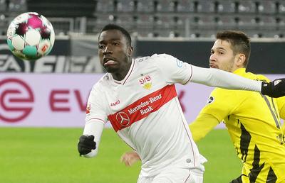 Cazul straniu al unui fotbalist din Bundesliga! Bănuit că ar avea alt nume și altă vârstă