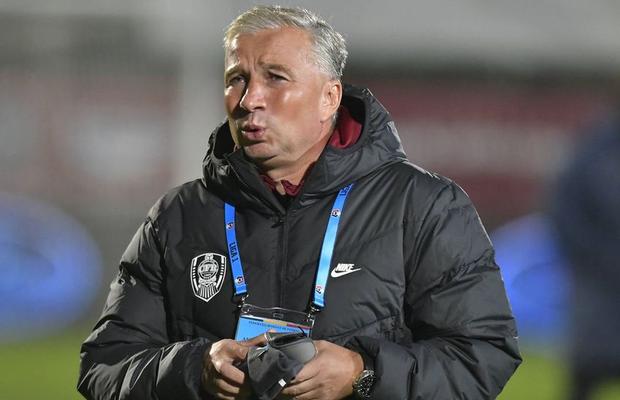 Mirel Rădoi l-a taxat pe Dan Petrescu, după ce antrenorul lui CFR a refuzat naționala: „Poate nu are încredere în jucători. Clauza nu e mare, a strâns multe milioane”
