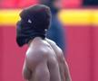 „Ce încearcă să demonstreze?” » La MINUS 10 grade, fotbaliștii americani i-au șocat pe privitori