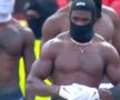 „Ce încearcă să demonstreze?” » La MINUS 10 grade, fotbaliștii americani i-au șocat pe privitori