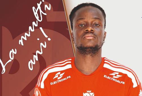Postarea în care clubul FC Botoșani i-a urat la mulți ani mijlocașului central David Tweh (25 de ani) a devenit subiect de glume.