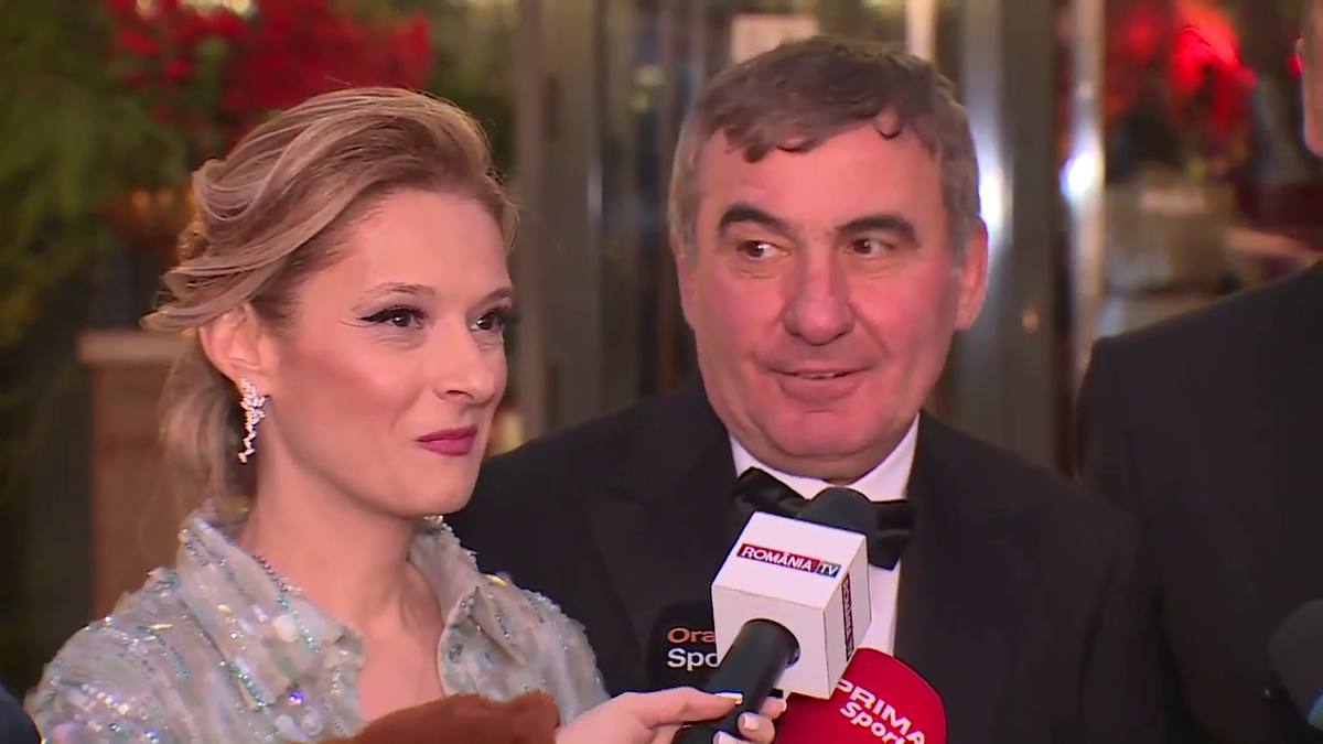 Direct de pe podium! Cât a costat rochia purtată de Elena la cununia cu Ianis Hagi