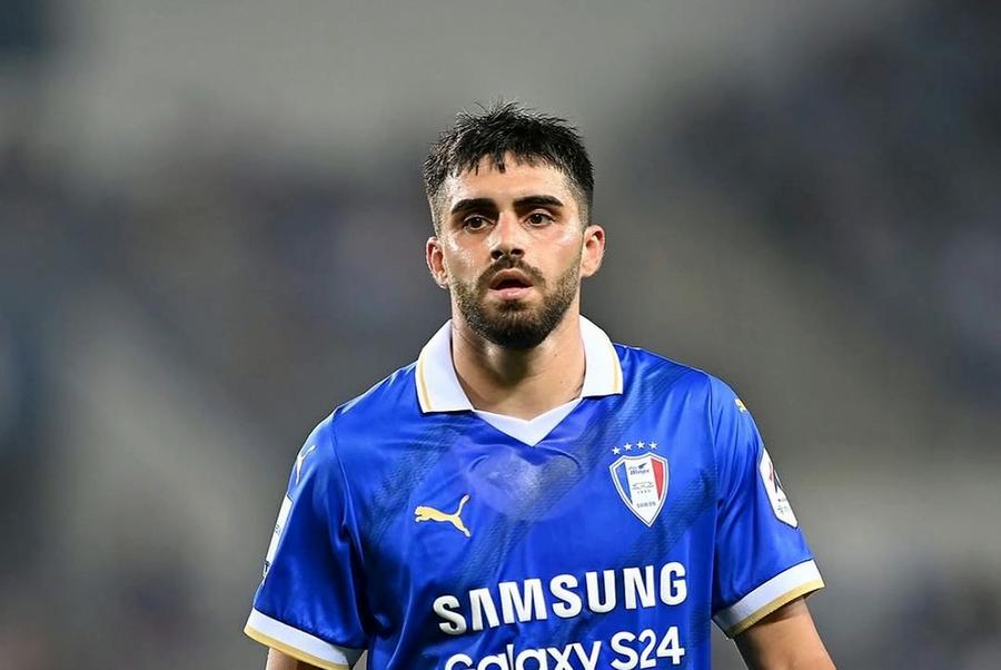 Sebastian Mailat, foto: Instagram Lovitură în mercato! Dorit de Dinamo, U Cluj și Sepsi, fotbalistul și-a ales noua echipă
