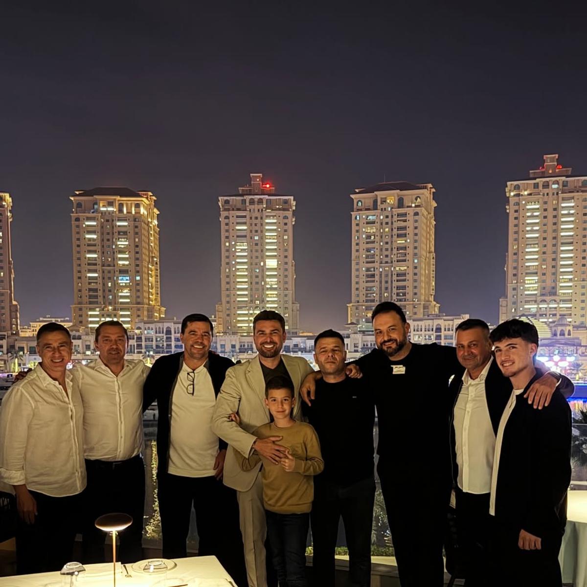 Plaje exotice vs bradul tradițional » Fotbalul românesc s-a împărțit de Crăciun: imagini din vacanță