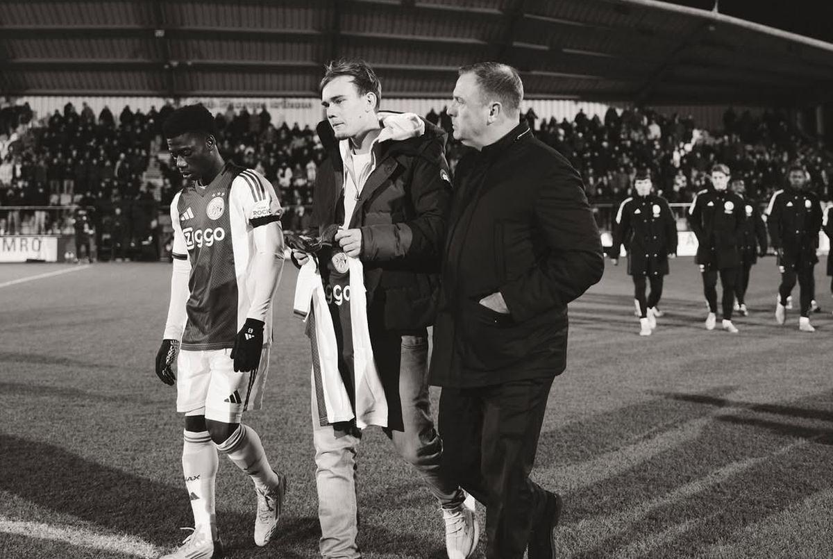 Scene sfâșietoare pe stadionul lui Ajax, după ce iubita fotbalistului a pierit într-un accident