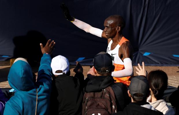Eliud Kipchoge, dublu campion olimpic la maraton, are o nouă misiune: să facă viața mai bună oamenilor