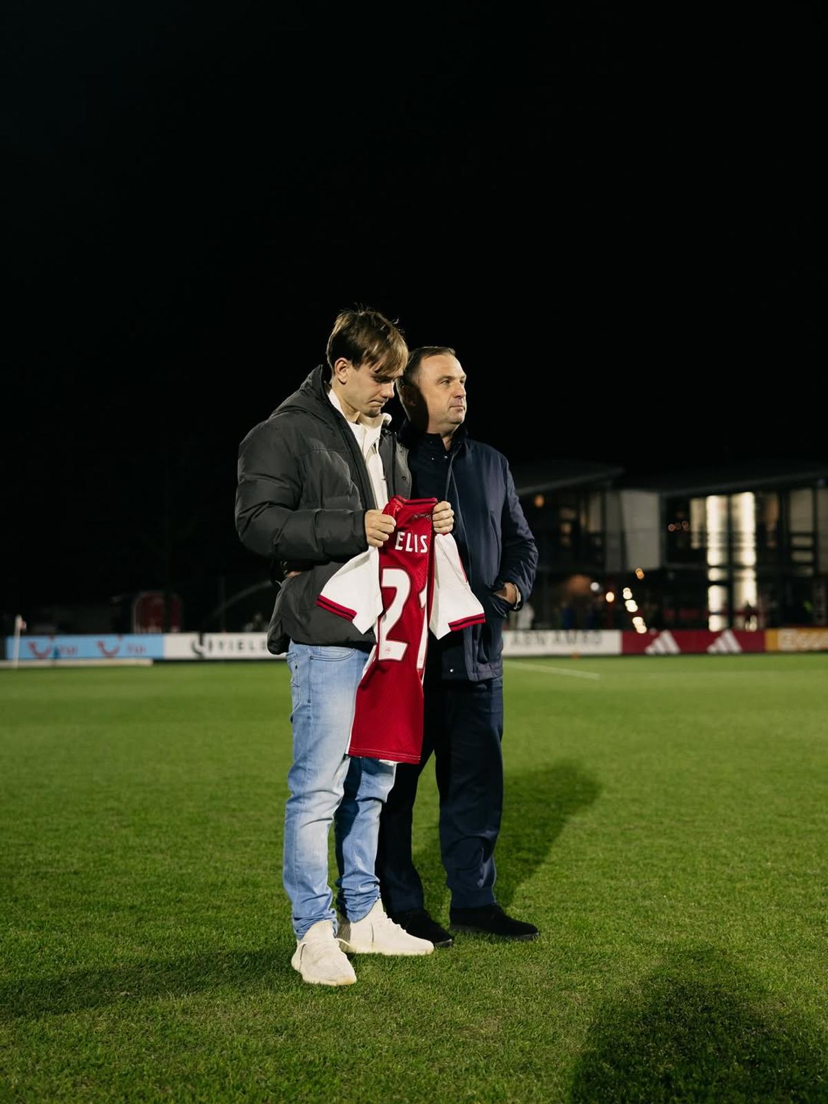 Iubita unui fotbalist de la Ajax a murit într-un accident rutier