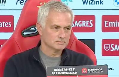 Jose Mourinho și-a vărsat nervii pe el în conferință: „Fals! Te pedepsesc”