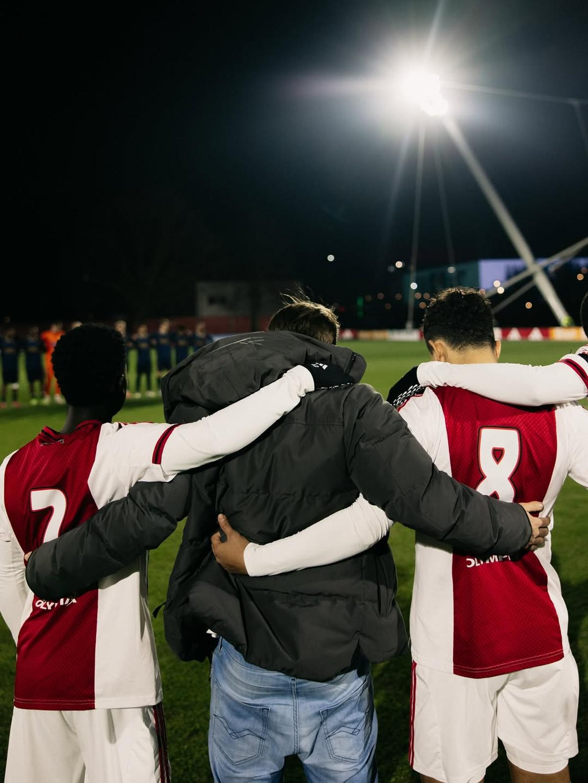 Iubita unui fotbalist de la Ajax a murit într-un accident rutier