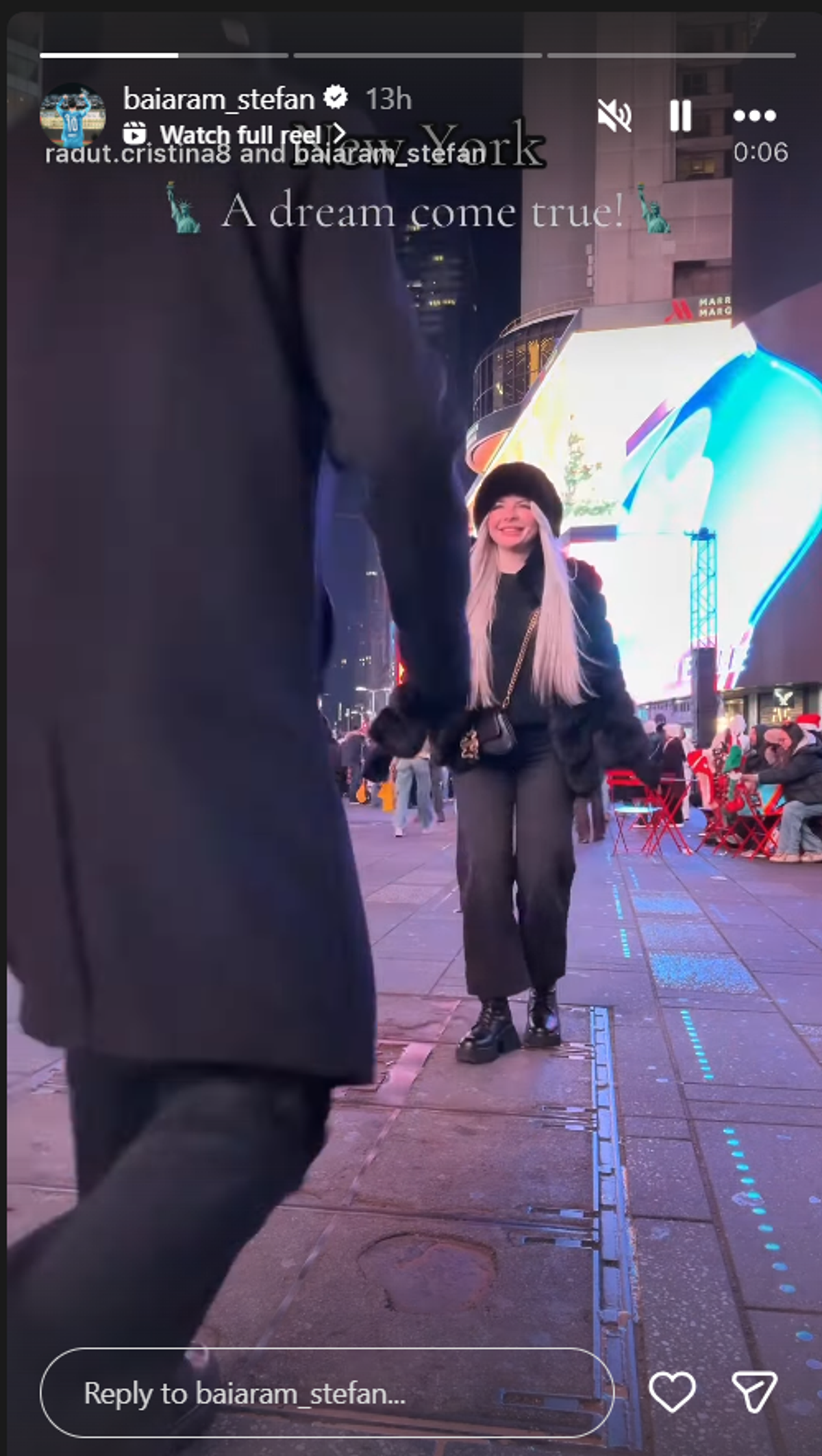 Ștefan Baiaram și Cristina Răduț, în America, de Crăciun / foto: Instagram
