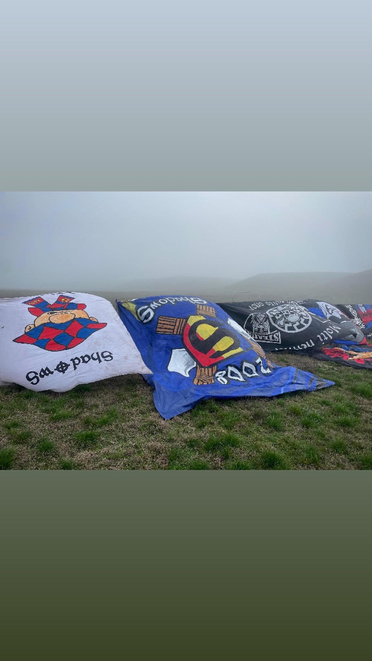 Peluza Sud Dinamo revendică steagurile grupării steliste Shadows