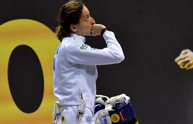 Lacrimi de campioană » Ana Maria Popescu a câștigat Grand Prix-ul de la Doha și a izbucnit în plâns la festivitate