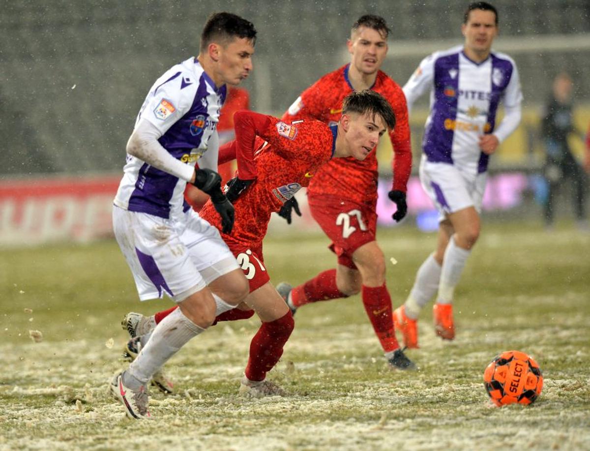 FC ARGEȘ - FCSB 0-0. Roș-albaștrii dau vina pe teren pentru pasul greșit de la Pitești: „Singurul campionat din Europa cu asemenea terenuri”