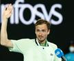 Daniil Medvedev e în semifinalele Australian Open, după 0-2 la seturi și peste 4 ore de luptă » Derapaj în setul 4: „Cât de prost să fie? Idiotul!”