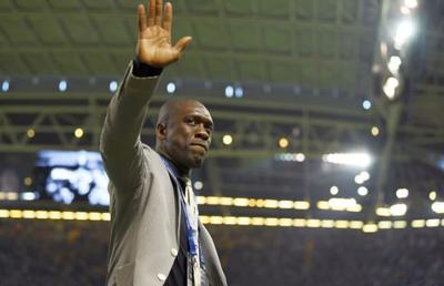 Marele Seedorf pune umărul pentru cluburile amatoare > Olandezul susține startup-ul italian Golee, care caută finanțare prin platforma românească SeedBlink