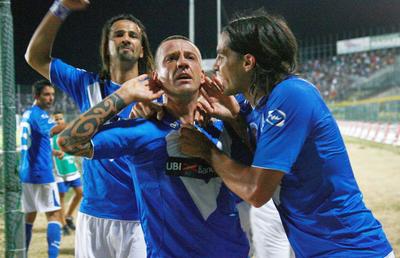 Are 42 de goluri în Serie A și se întoarce pe teren după 12 ani de suspendare pentru dopaj cu cocaină!
