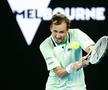 Daniil Medvedev e în semifinalele Australian Open, după 0-2 la seturi și peste 4 ore de luptă » Derapaj în setul 4: „Cât de prost să fie? Idiotul!”