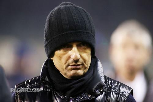 PAOK, formația antrenată de Răzvan Lucescu (53 de ani), s-a calificat în semifinalele Cupei Greciei. Gruparea din Salonic a remizat la returul de pe terenul lui Panathinaikos, scor 1-1, după 2-0 în prima manșă.