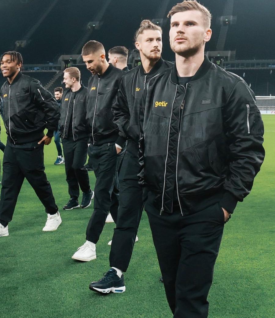 Drăgușin, martor la eliminarea lui Tottenham din Cupa Angliei » Manchester City s-a impus printr-un gol contestat