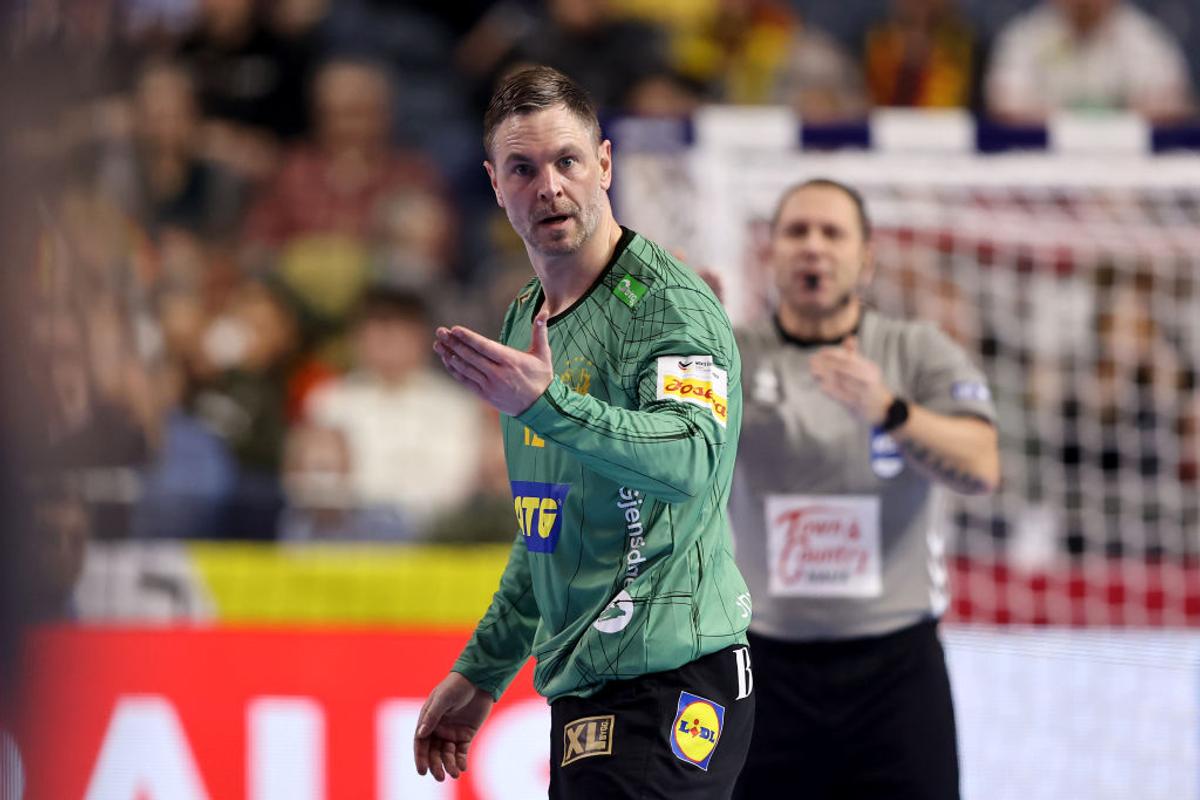 Absolut IREAL! » Franța s-a calificat în finala CE de handbal masculin, ajutată de o aruncare unică, în ultima secundă: Prandi, în vinclu cu tot zidul în față