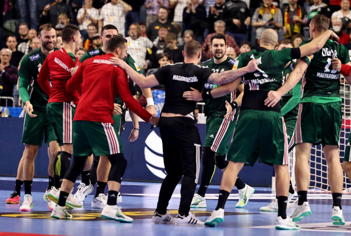 Absolut IREAL! » Franța s-a calificat în finala CE de handbal masculin, ajutată de o aruncare unică, în ultima secundă: Prandi, în vinclu cu tot zidul în față