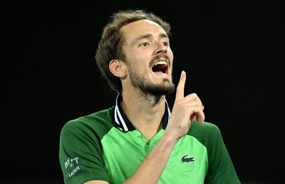 I-a transmis Daniil Medvedev un mesaj ironic învinsului său, Alexander Zverev? » „Nu, nu, nu, nu a fost asta!”